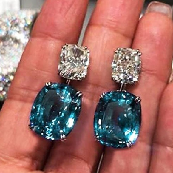 - 💋Elegant White and Teal Zircon Drop Earrings - Picture 3 of 16